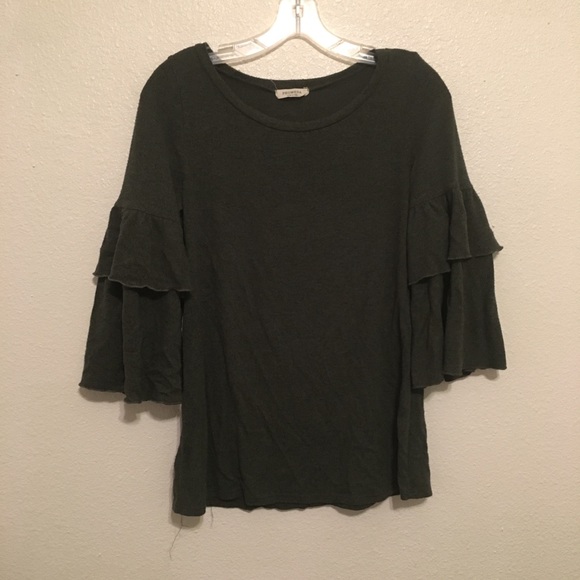 Promesa Tops - Promesa | Green Ruffled Sleeve Top